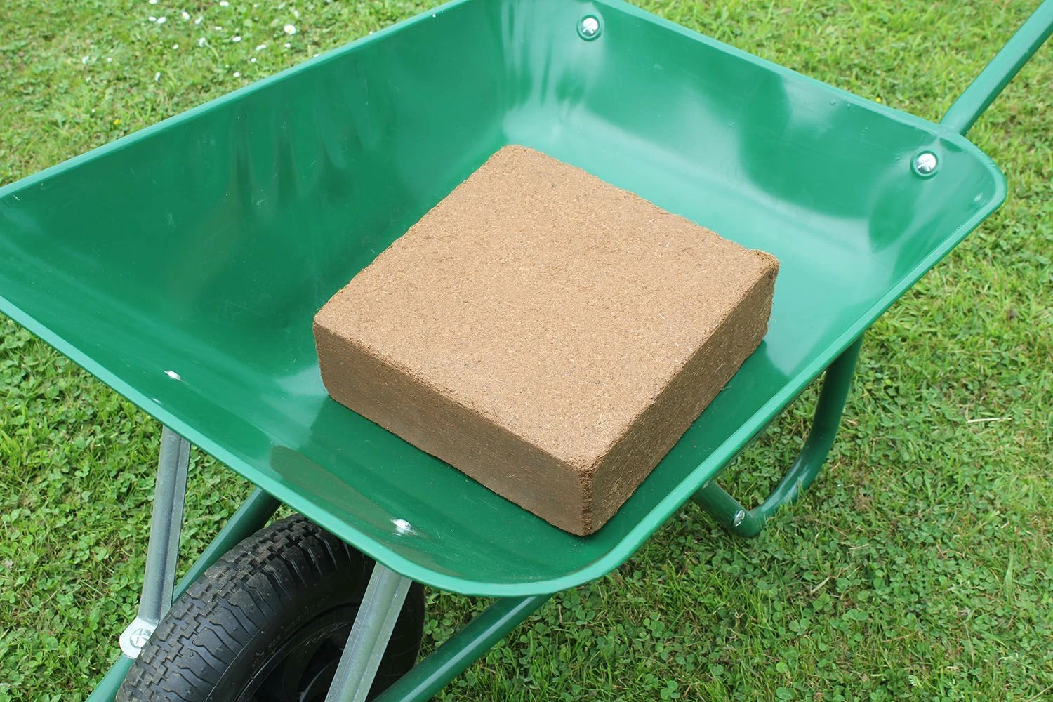 5kg Coir Compost Block 4 5kg Coir Compost Block - Image 2