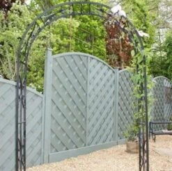 Garden Steel Arch Buckingham