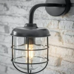 Harbour Garden Wall Light