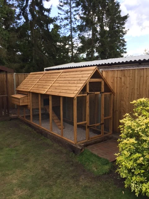 Woodlands Walk In Poultry House And Run For Up To 14 Hens 4 Woodlands Walk In Poultry House And Run For Up To 14 Hens - Image 2